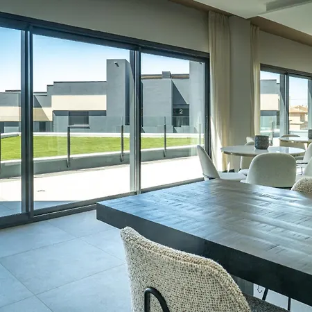 Stunning Contemporary 3-bedroom Corner In The Idyllic Oasis 325, * Estepona